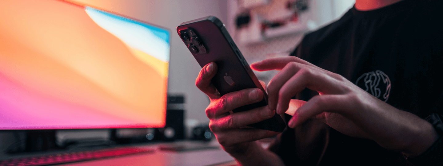 Conéctate con nosotros en cualquier momento